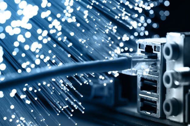 C'est quoi la fibre optique ? Ce que vous devez savoir